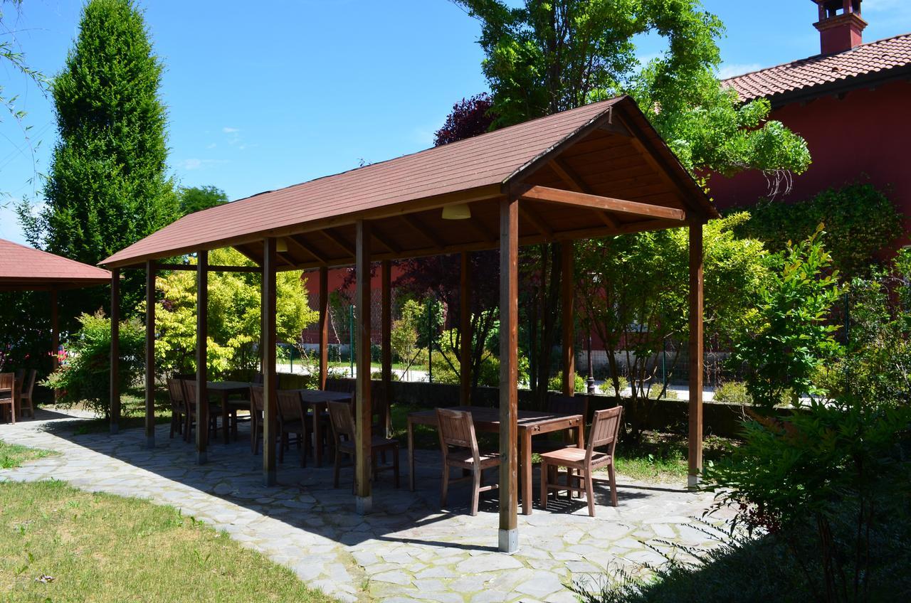 Agriturismo Cascina Maiocca Mediglia Buitenkant foto